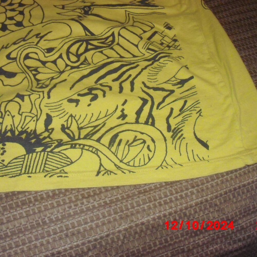 Ed Hardy T Shirt Mens Large, Chinese Dragon design, Yellows, Blues, Reds, Greens - Picture 11 of 16